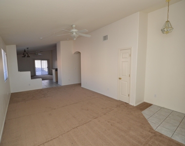 2439 S Cybil Avenue - Photo Thumbnail 1