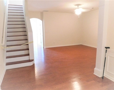 2090 Executive Drive - Photo Thumbnail 13