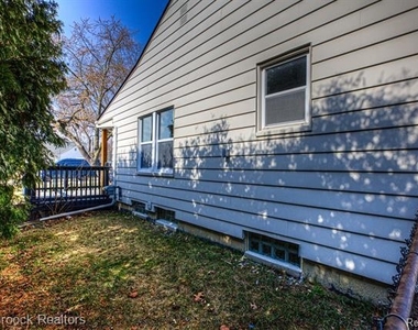 2618 Phillips Avenue - Photo Thumbnail 21