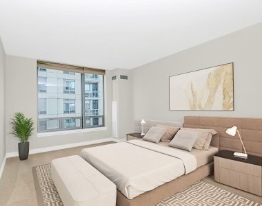 600 N Lake Shore Drive - Photo Thumbnail 17