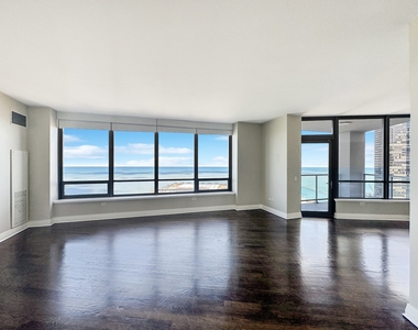 600 N Lake Shore Drive - Photo Thumbnail 18