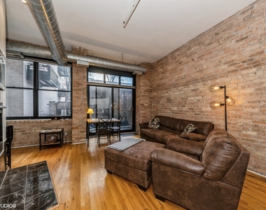 520 W Huron Street - Photo Thumbnail 1