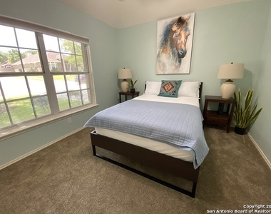 1604 Canyon Oak - Photo Thumbnail 31