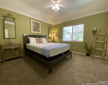 1604 Canyon Oak - Photo Thumbnail 34