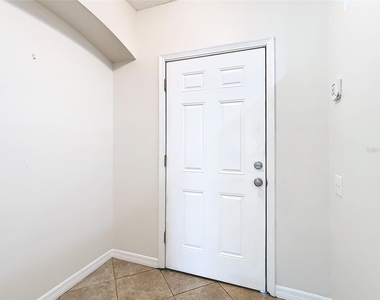 1320 Costa Mesa Drive - Photo Thumbnail 11