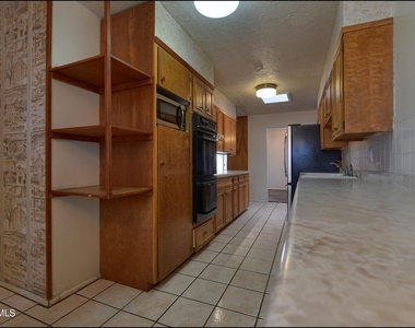 229 Fremont Lane - Photo Thumbnail 25