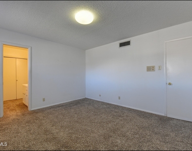 229 Fremont Lane - Photo Thumbnail 29