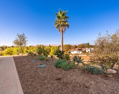 6163 E Los Angeles Avenue - Photo Thumbnail 26