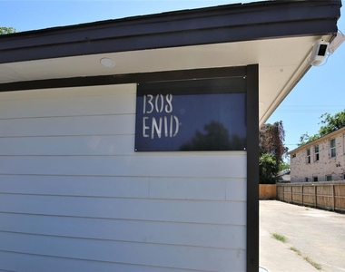 1308 Enid - Photo Thumbnail 12