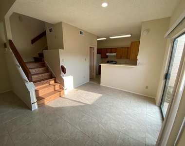 7900 Bissonnet Street - Photo Thumbnail 2