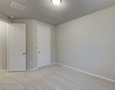 9431 Towne Lake Parkway - Photo Thumbnail 26