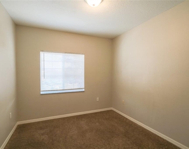 9529 Newdale Way - Photo Thumbnail 8