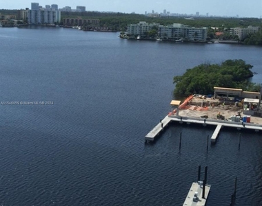 17301 Biscayne Blvd - Photo Thumbnail 3