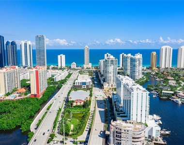 400 Sunny Isles Blvd - Photo Thumbnail 35