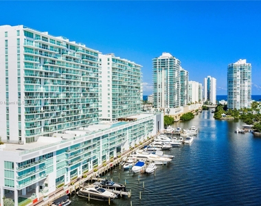 400 Sunny Isles Blvd - Photo Thumbnail 37