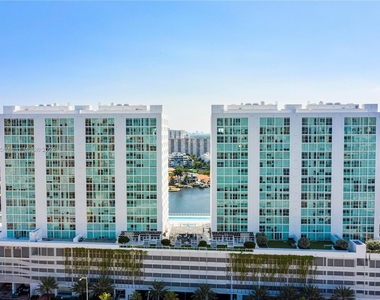 400 Sunny Isles Blvd - Photo Thumbnail 36