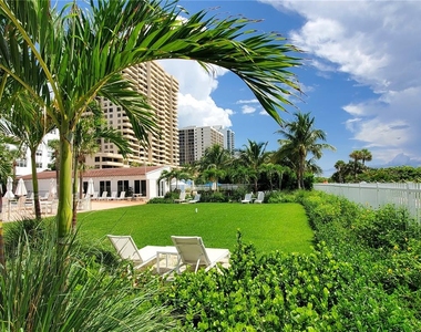 2457 Collins Ave - Photo Thumbnail 52