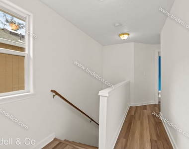 8937 N Bayard Ave - Photo Thumbnail 7