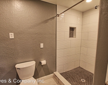 791 Pitkin Way - Photo Thumbnail 11