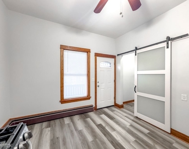 3422 W. Mclean , Unit 5 - Photo Thumbnail 3