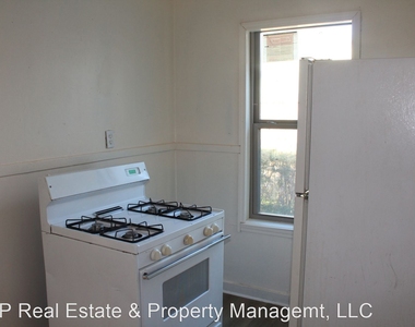 1704 Miramar Blvd - Photo Thumbnail 4