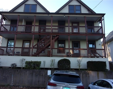 88 Oak Street - Photo Thumbnail 0