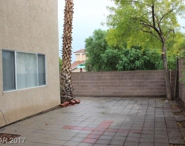 10369 Natural Springs Avenue - Photo Thumbnail 20