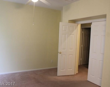 10369 Natural Springs Avenue - Photo Thumbnail 14