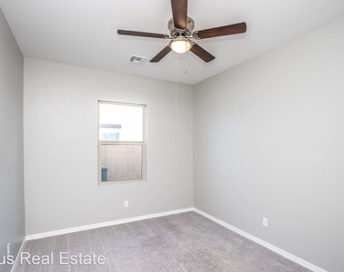 2377 E Alonso Dr - Photo Thumbnail 44