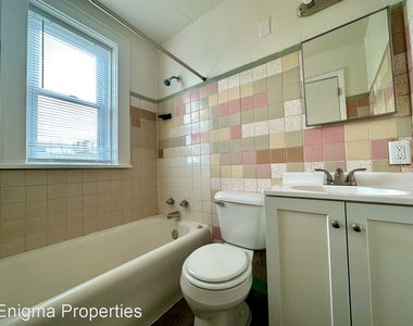 1709 E Park Pl - Photo Thumbnail 2