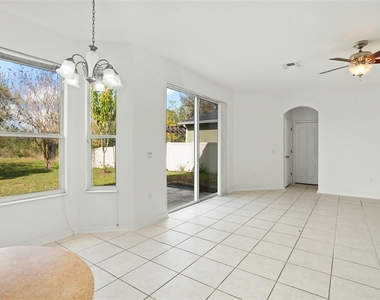 12810 Moss Park Ridge Drive - Photo Thumbnail 11