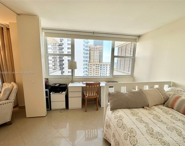 3180 S Ocean Dr - Photo Thumbnail 30