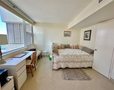 3180 S Ocean Dr - Photo Thumbnail 26