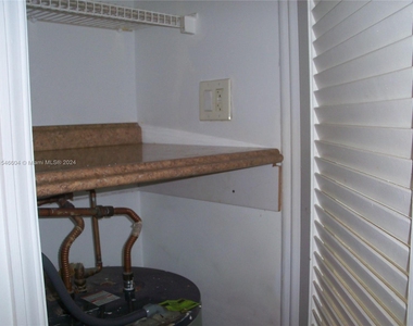 720 Orton Ave - Photo Thumbnail 25