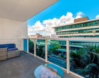 2301 Collins Ave - Photo Thumbnail 19