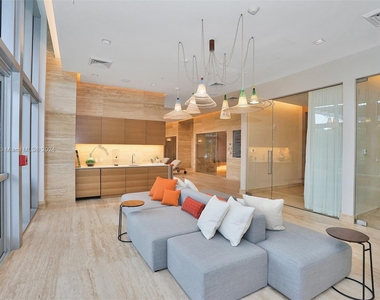 16385 Biscayne Blvd - Photo Thumbnail 40