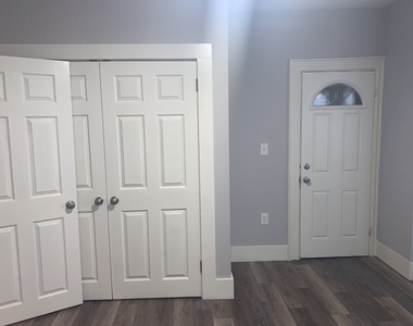 12 Hawthorne St - Photo Thumbnail 7