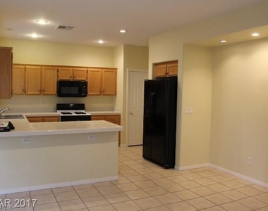 10369 Natural Springs Avenue - Photo Thumbnail 5