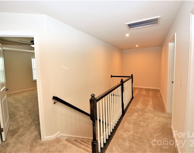 2829 Sand Cove Court - Photo Thumbnail 17