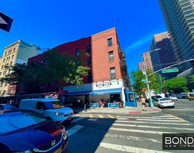 171 East 88th Street - Photo Thumbnail 0