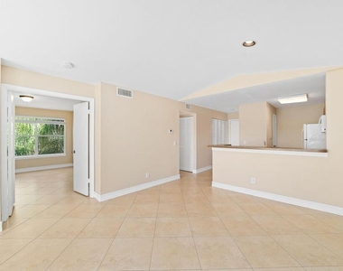 1725 Palm Cove Boulevard - Photo Thumbnail 4