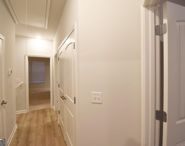 140 Reese Street - Photo Thumbnail 37