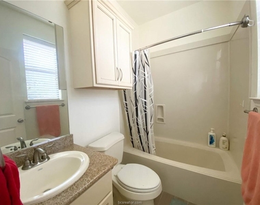 2478 Newark Circle - Photo Thumbnail 13