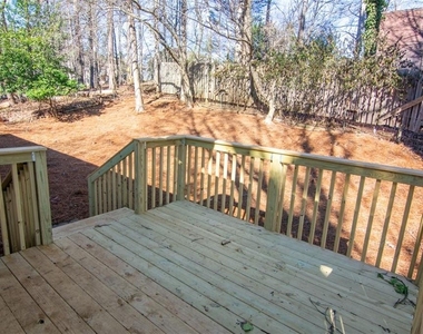 3635 Martin Farm Road - Photo Thumbnail 16