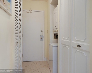 3900 Galt Ocean Dr - Photo Thumbnail 2