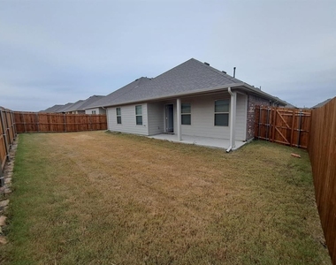 605 Spur Ridge - Photo Thumbnail 14