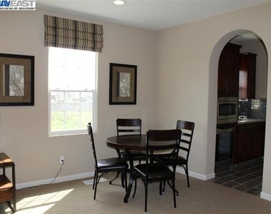 5101 Whetstone Way - Photo Thumbnail 16