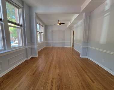 2347 W Wilson Avenue - Photo Thumbnail 1