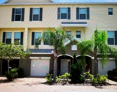 822 Callista Cay Loop - Photo Thumbnail 0