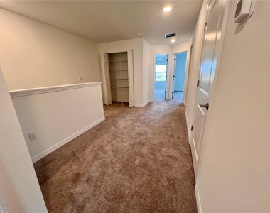 8340 Corner Pine Way - Photo Thumbnail 43